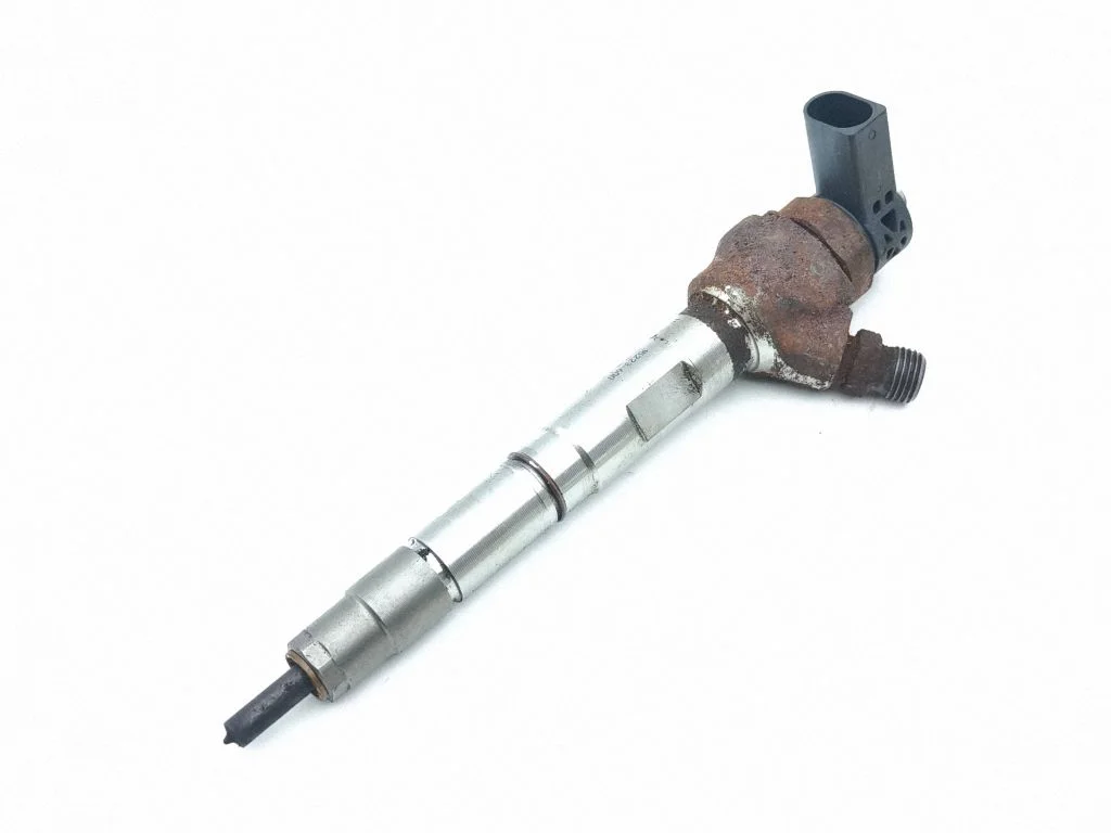 Fuel injector 04L130277P