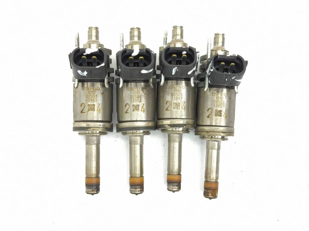 Fuel injector 2325031120