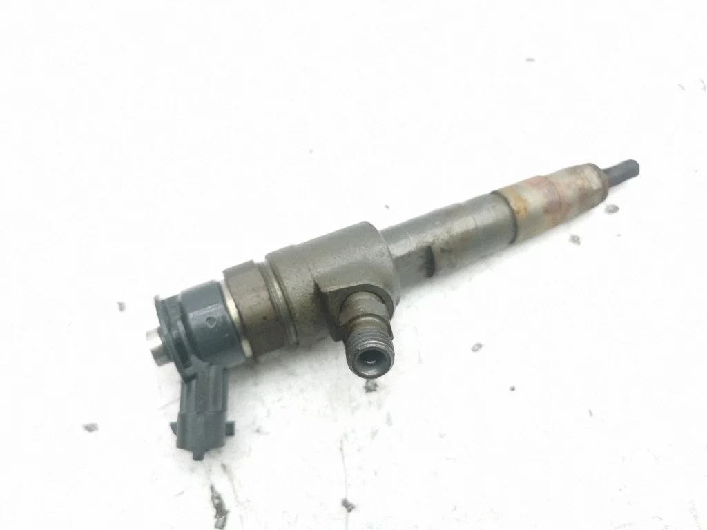Fuel injector 0445110566