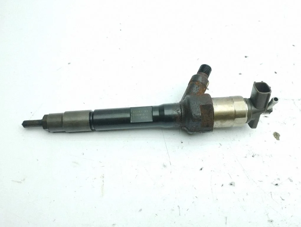 Fuel injector R2AA13H50