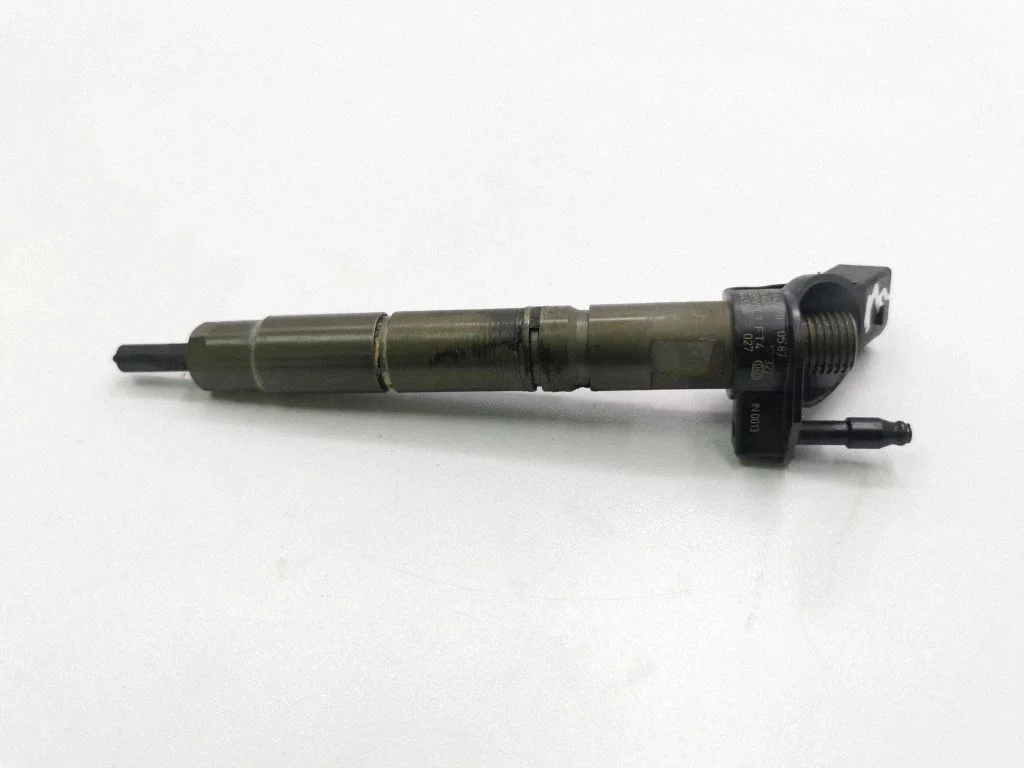 Fuel injector A6420700587