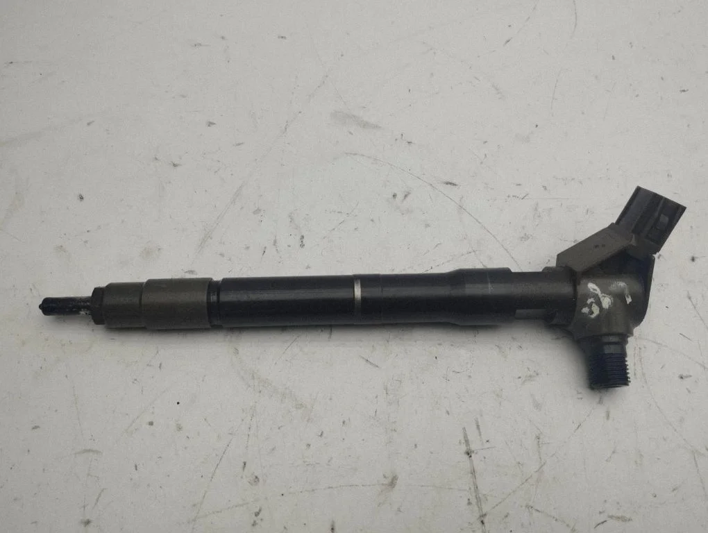 Fuel injector SH0113H50