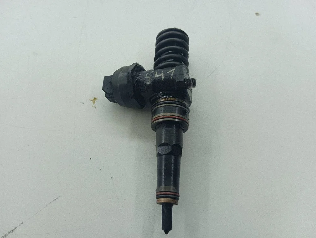 Fuel injector – Audi A4 S4 B6 8E 8H (2001-2005)