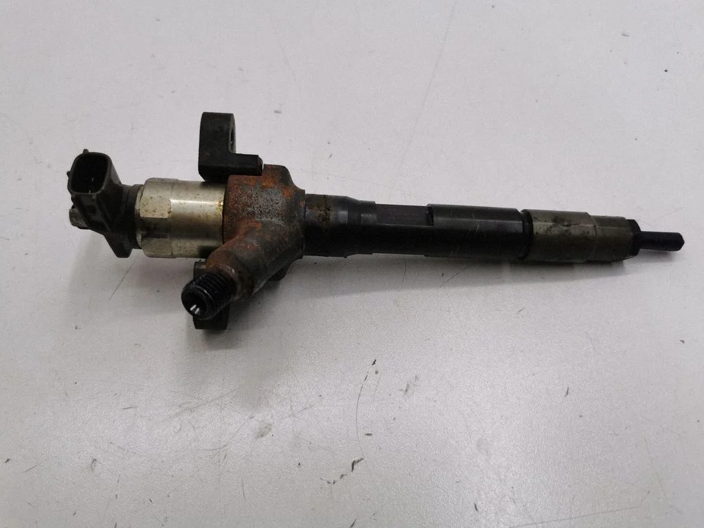 Fuel injector R2AA13H50