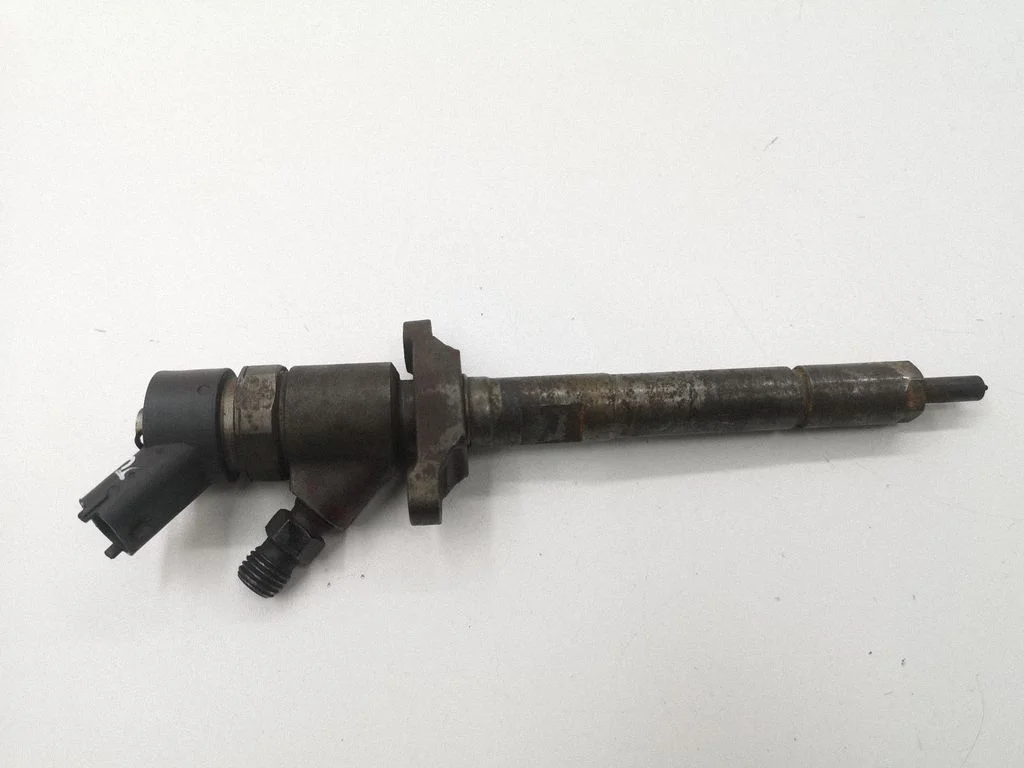 Fuel injector 892080