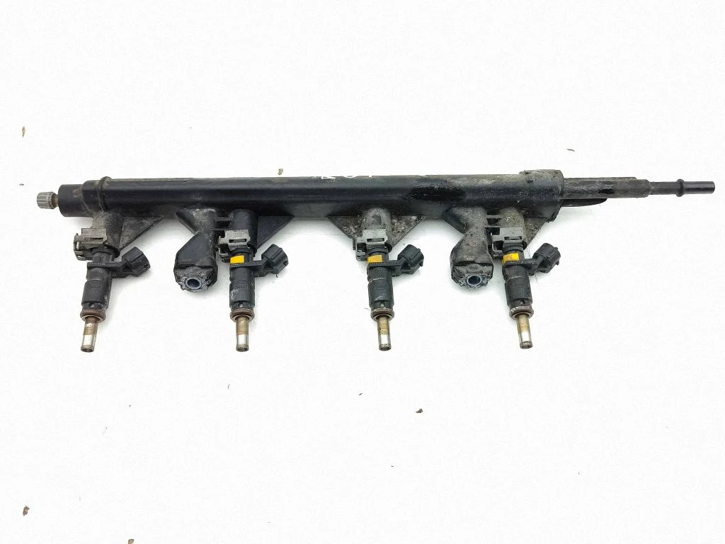 Fuel injectors set 7528176