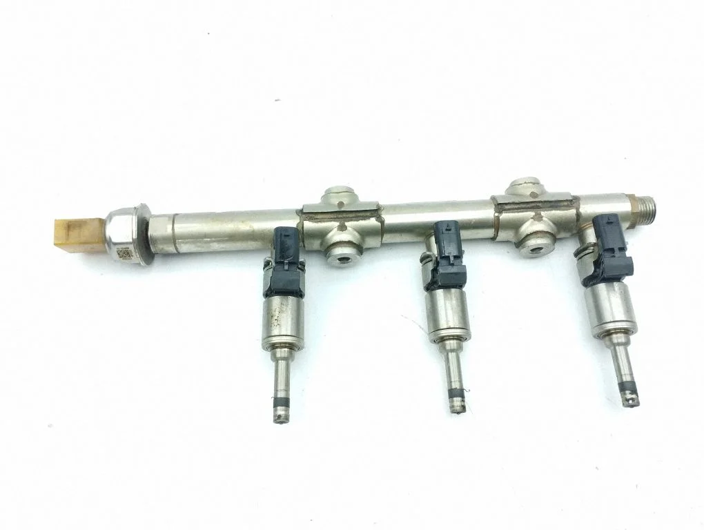 Fuel injectors set 04C133320F