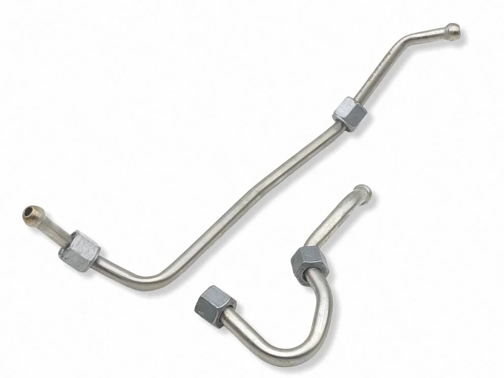 Fuel injector supply line/pipe 8665626