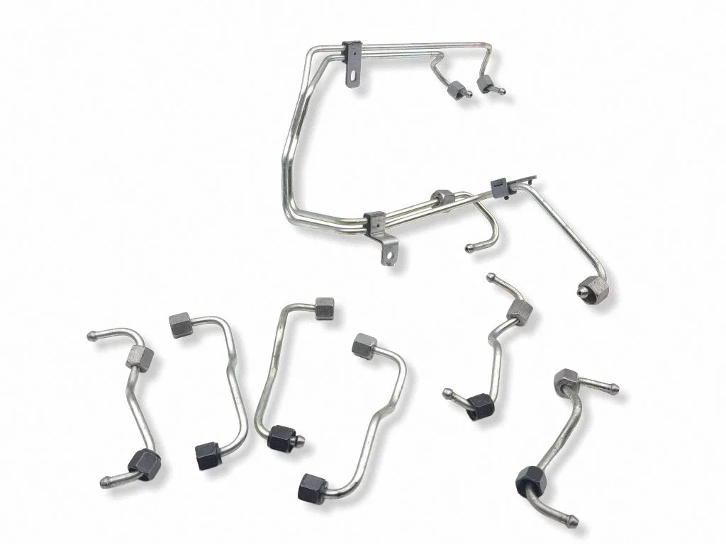 Fuel injector supply line/pipe