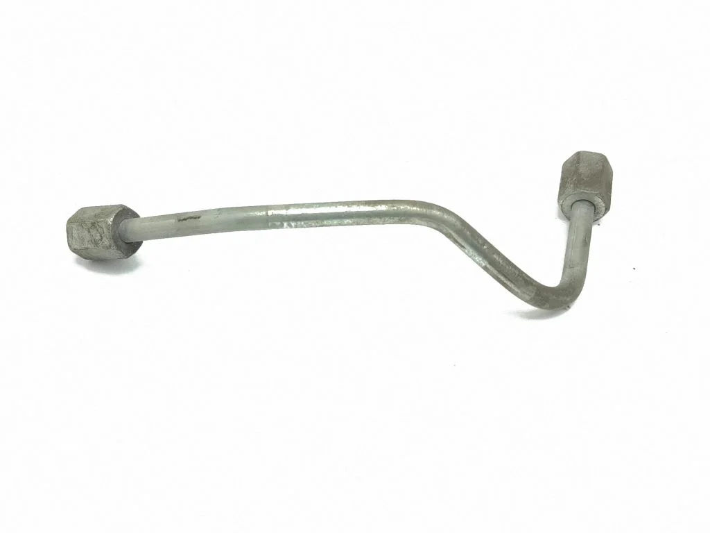 Fuel injector supply line/pipe