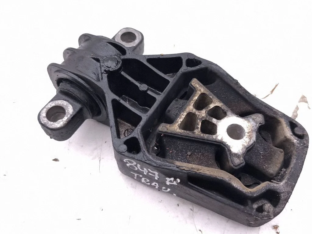 Dzinēja spilvens – Mercedes-Benz B klase W246 W242 (2011-2017)
