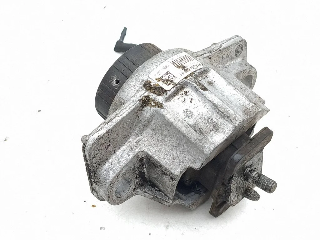 Engine mount bracket HK836A003FF