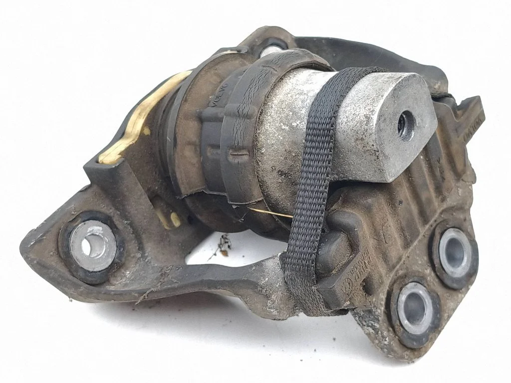 Engine mount bracket 26008
