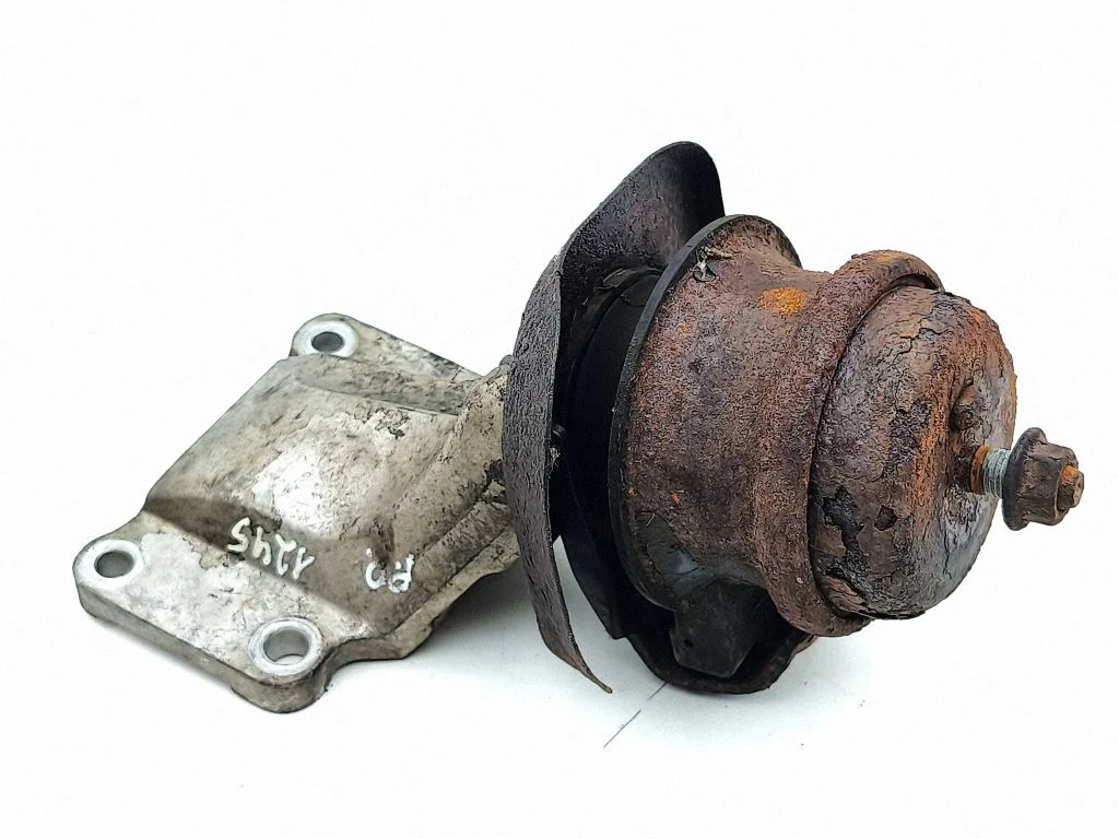 Engine mount bracket – right