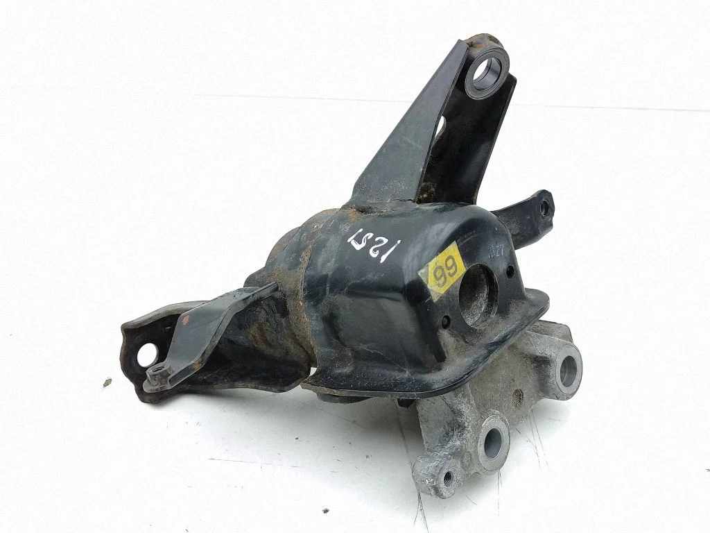 Engine mount bracket