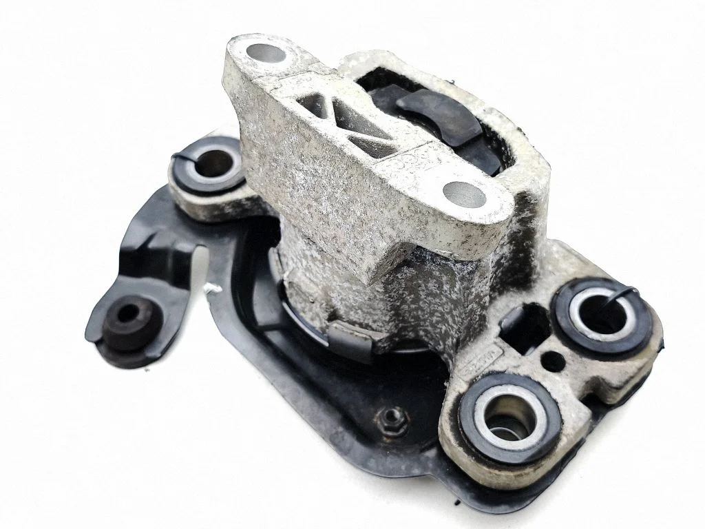 Engine mount bracket 6G9NR6K034AG