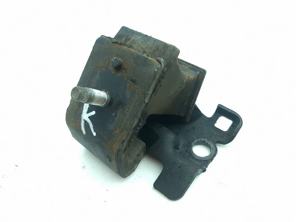 Engine mount bracket 11220
