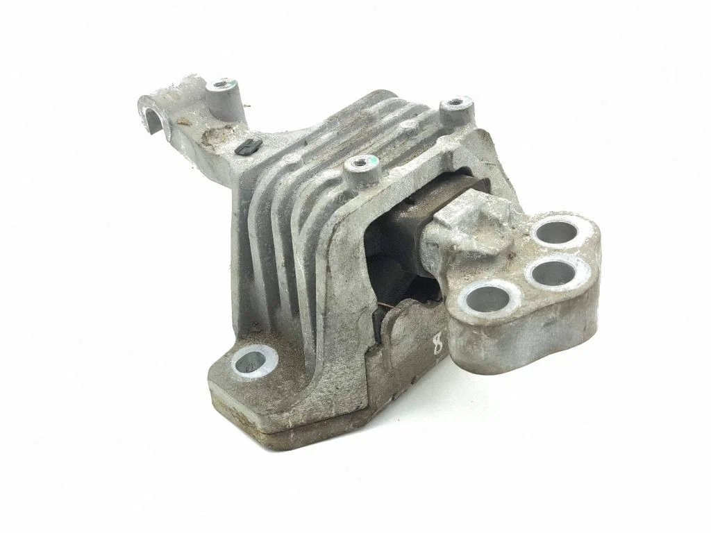 Engine mount bracket P68141406AF