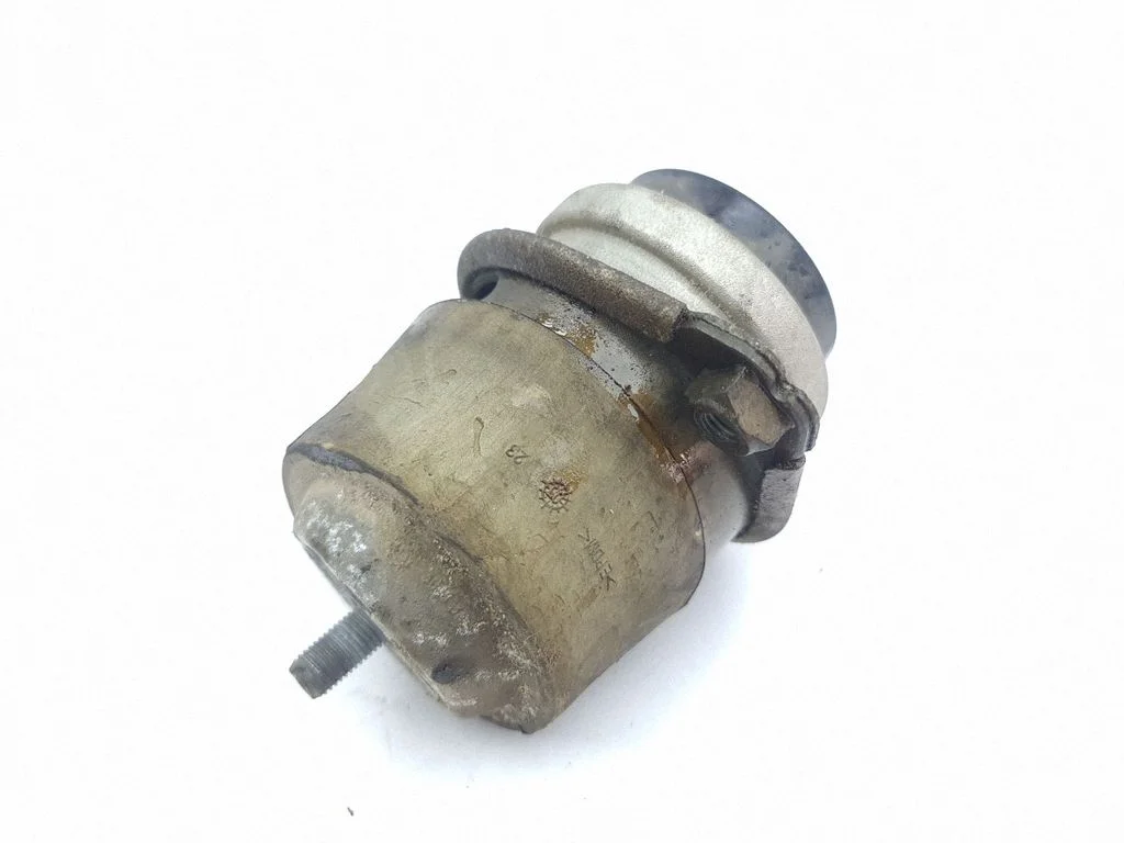 Engine mount bracket 94837505001