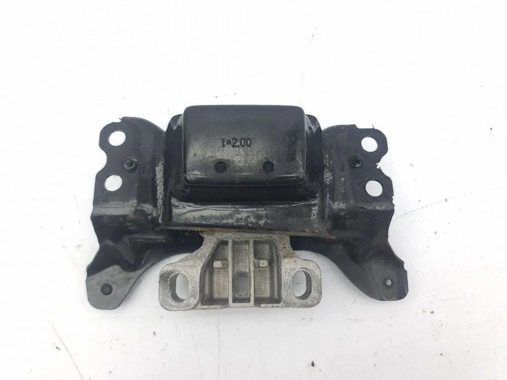Engine mount bracket 5Q0199555BD