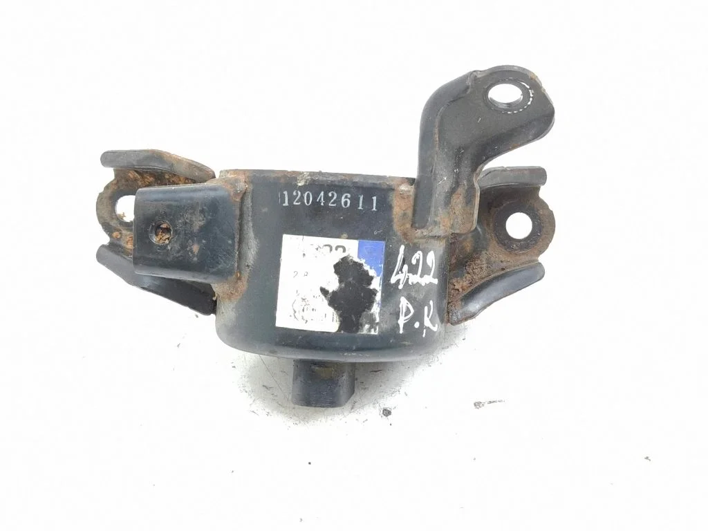Engine mount bracket – left
