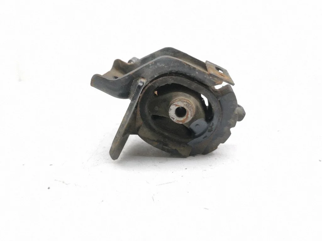 Engine mount bracket