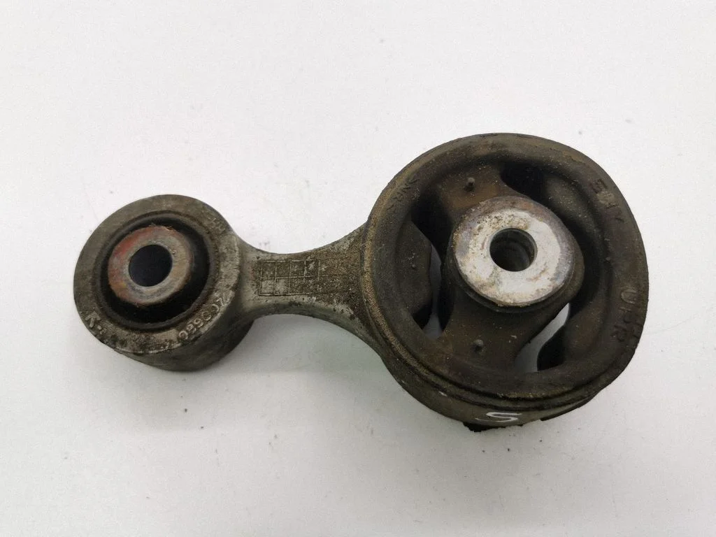 Engine mount bracket 089007