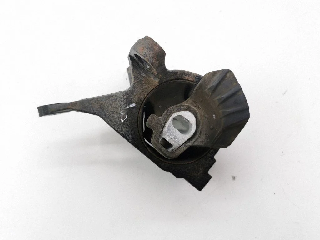 Dzinēja spilvens – Mazda CX-5 (2012-2017)