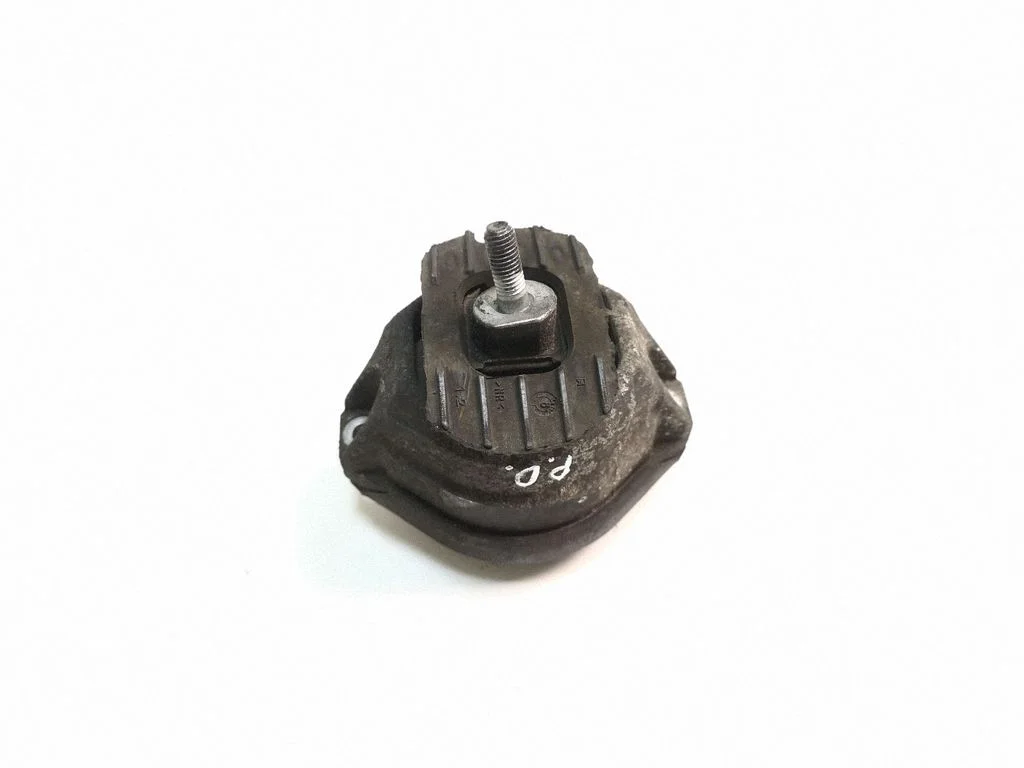 Engine mount bracket – right