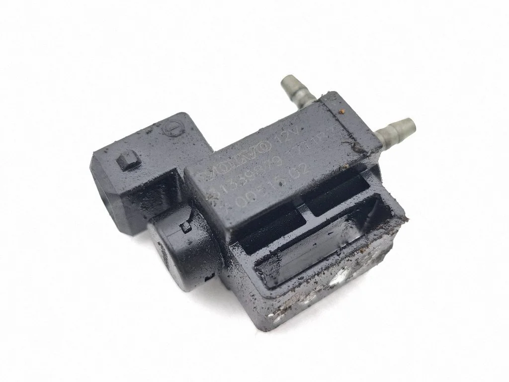 Vacuum valve 31339879