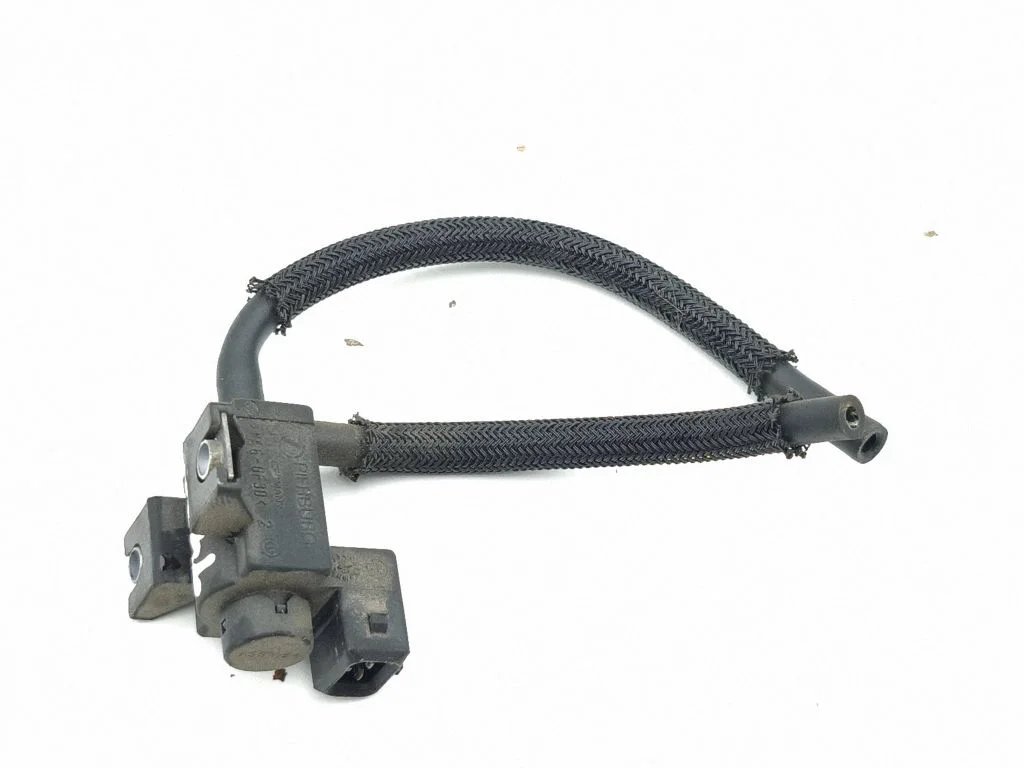 Vacuum valve – Lexus IS 220D-250-350 (2006-2013)
