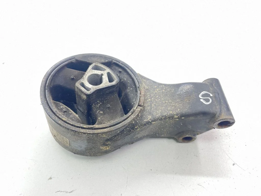 Dzinēja spilvens – Opel Astra H (2004-2012)