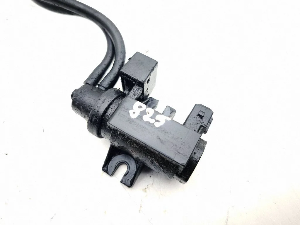 Vacuum valve 0057903081