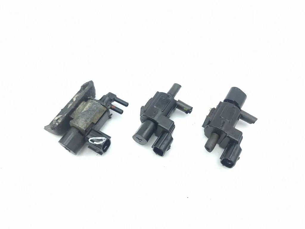 Vacuum valve