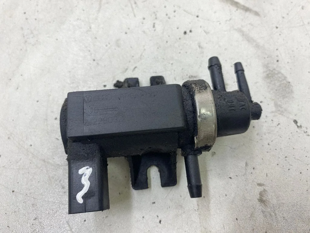 Vacuum valve 1J0906677