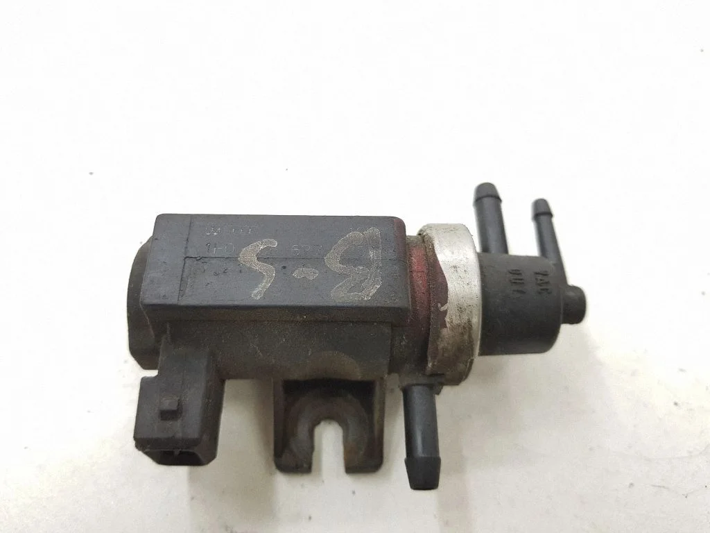 Vakuuma vārsts 1H0906627025