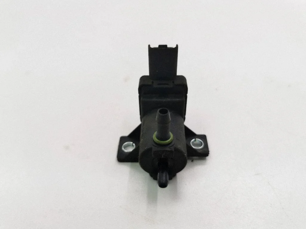 Vacuum valve – Peugeot 508 RXH (2011-2018)