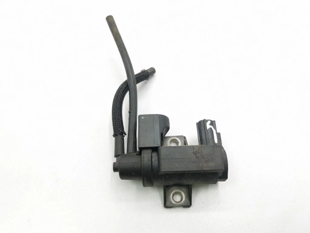 Vacuum valve 258190R011