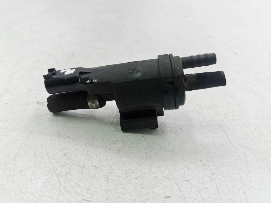 Vacuum valve 0025401497