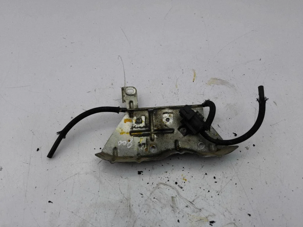 Vacuum valve – Lexus IS 220D-250-350 (2006-2013)