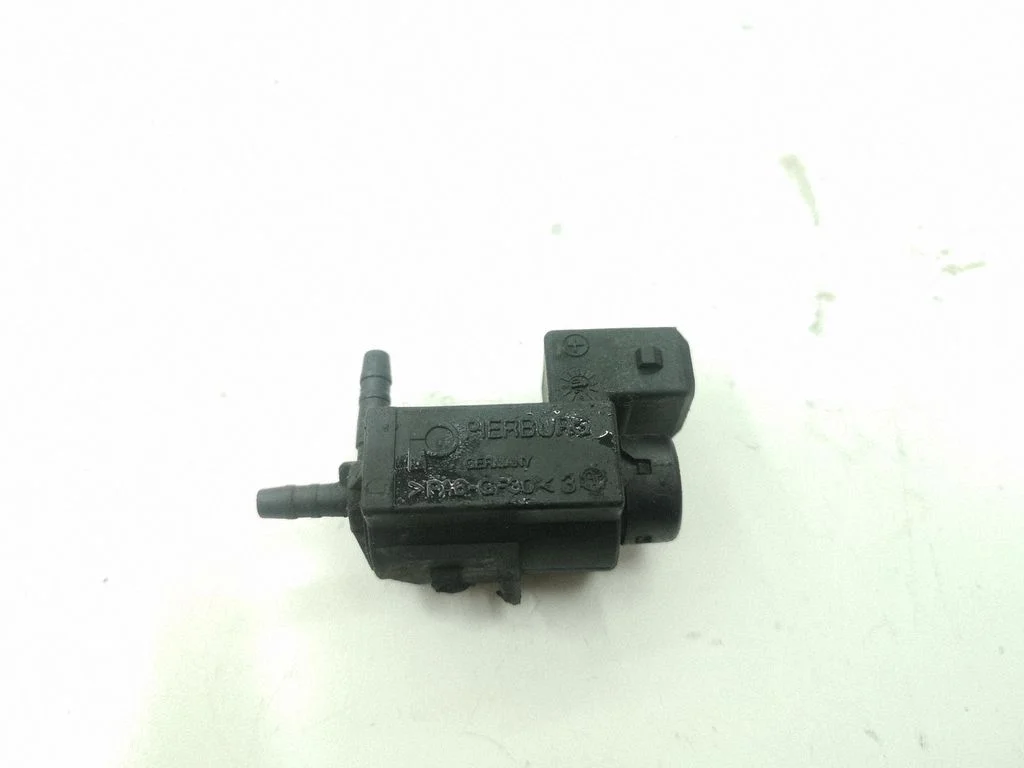 Vacuum valve – BMW 7 Series E65 E66 (2001-2008)