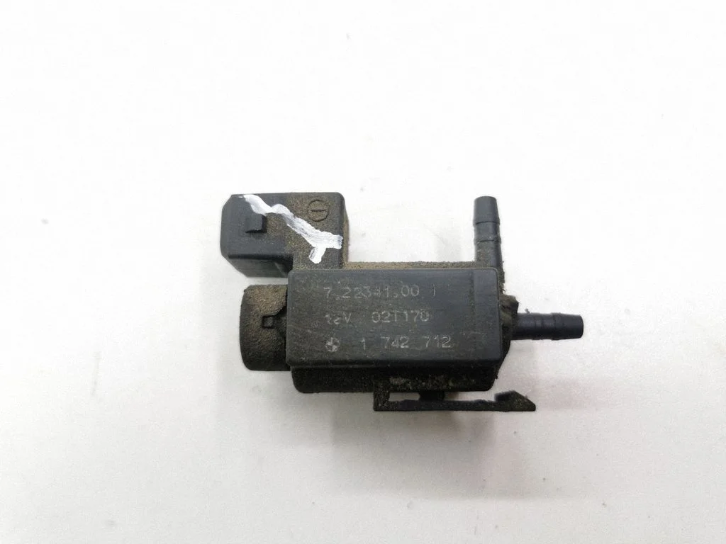 Vacuum valve – BMW X5 E53 (1999-2006)