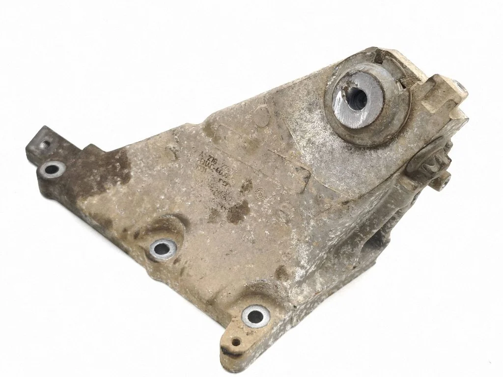 Engine mounting bracket A2782234904