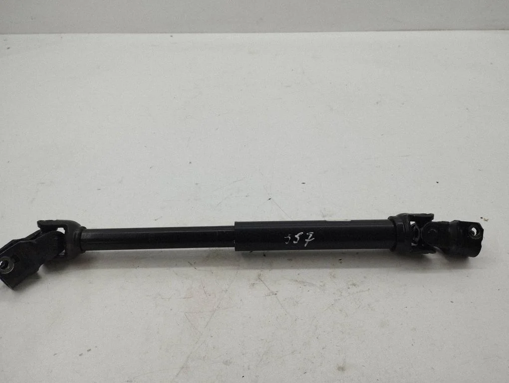 Steering column universal joint 13351823