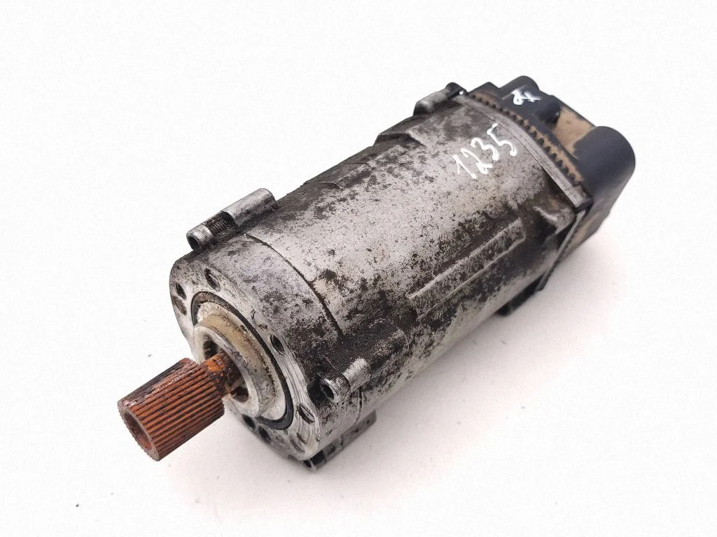 Roolivõimendi pump A00064684