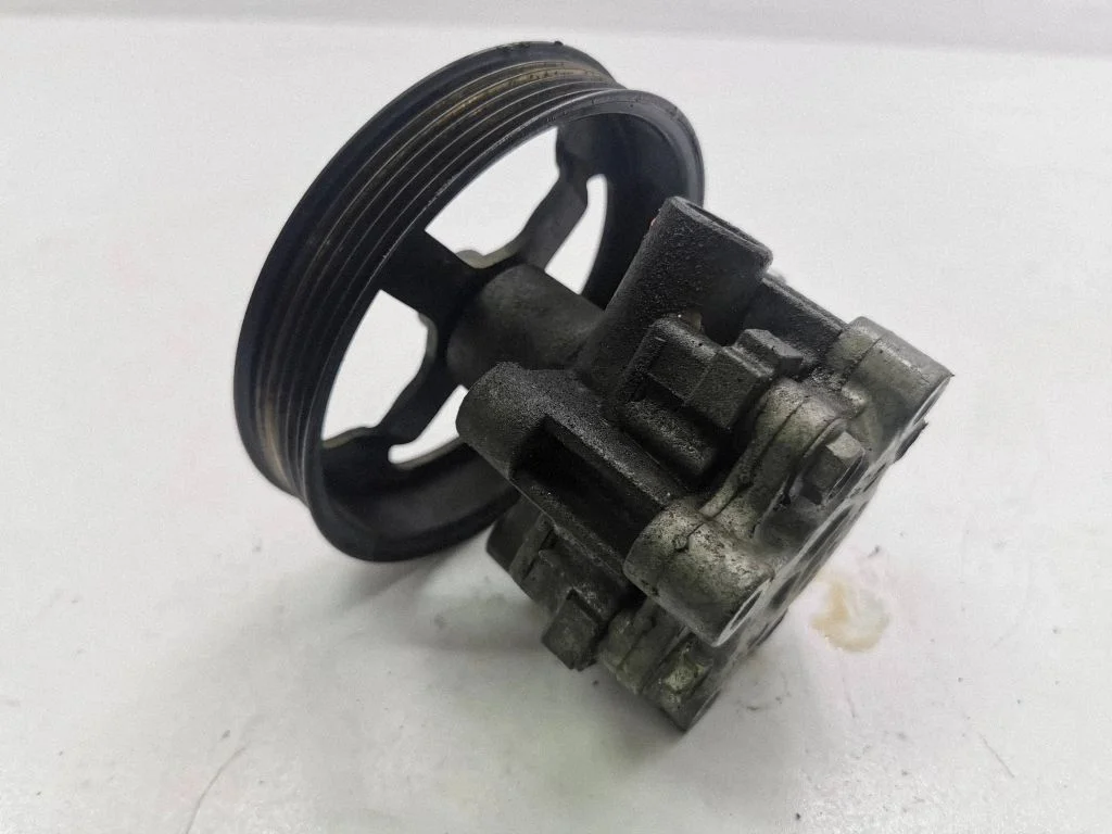 Power steering pump 89091686