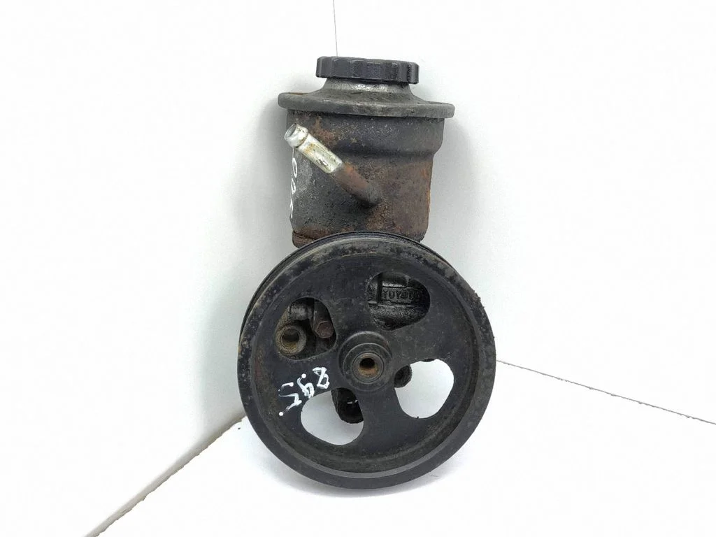 Roolivõimendi pump
