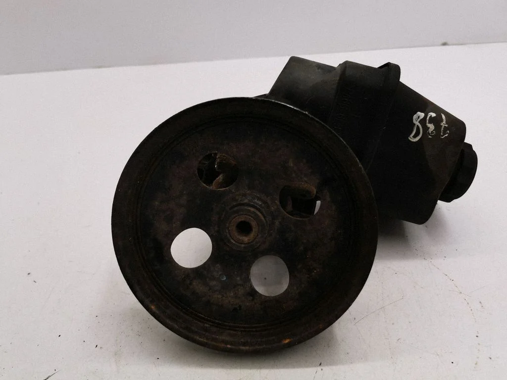 Power steering pump 15868707CR