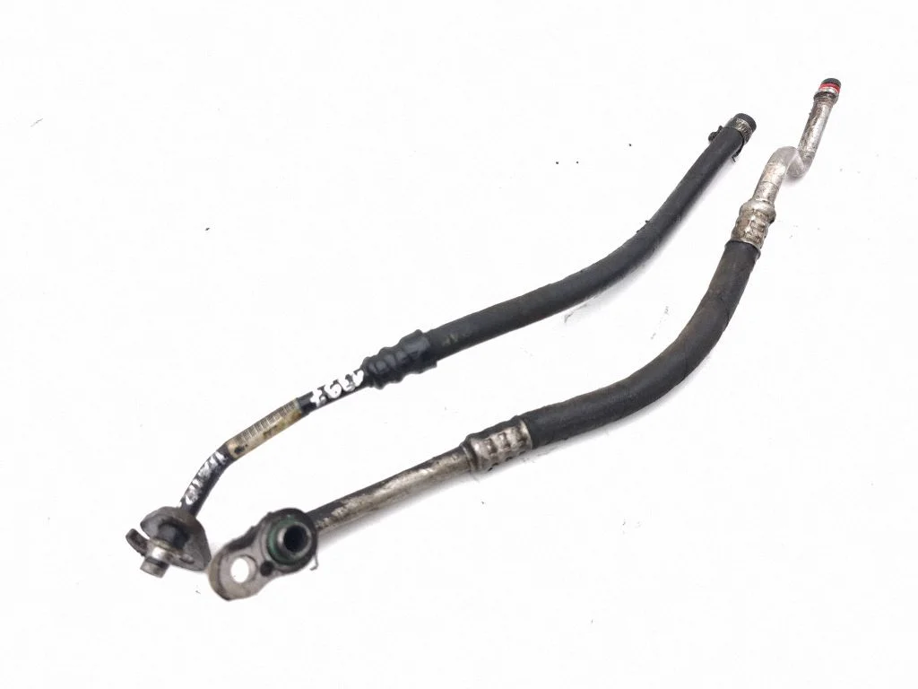 Power steering hose/pipe/line 00402305