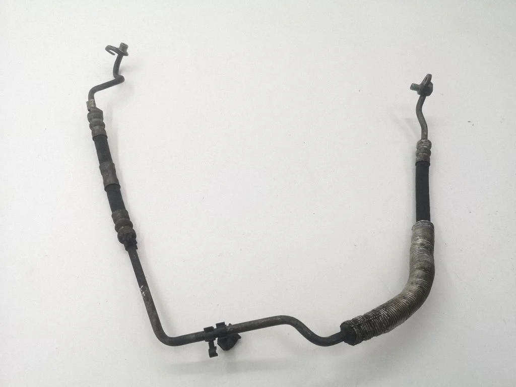 Power steering hose/pipe/line